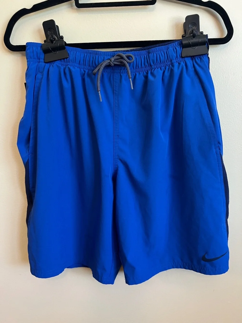 Nike Blue Athletic Training Shorts Men’s Medium Drawstring Pocket Activewear